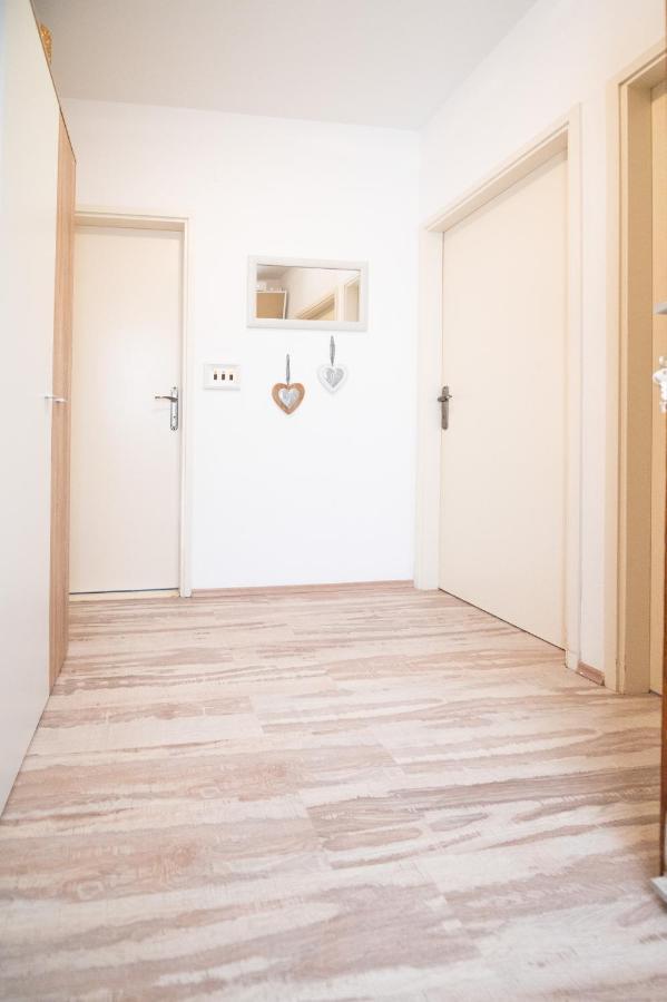 Sea View Apartment Ana Podstrana Exterior foto